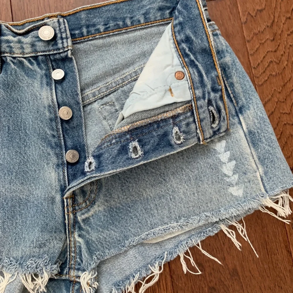 Vintage Levi’s One of a Kind - Picture 4 of 10
